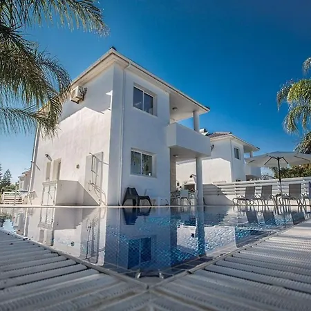 빌라 You Will Love This Luxury 3 Bedroom Holiday In With Private Pool 1692 프로타라스