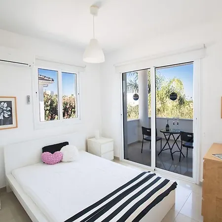 You Will Love This Luxury 3 Bedroom Holiday In With Private Pool 1692 *