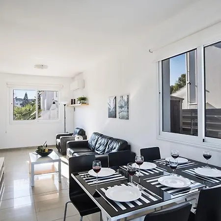 You Will Love This Luxury 3 Bedroom Holiday In With Private Pool 1692