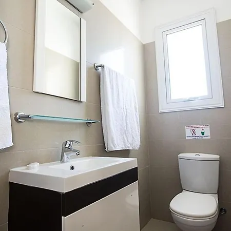 You Will Love This Luxury 3 Bedroom Holiday In With Private Pool 1692 *